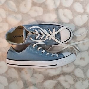 Low Sky Blue Converse